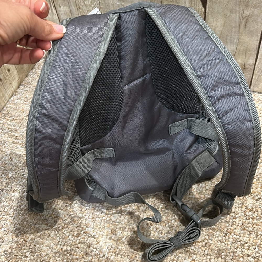 OUTWARD HOUND Dog “Backpack/Carrier” Size Small up to 10lbs Gray Poly/Nylon NWOT - Picture 8 of 8